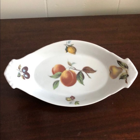 BIA Cordon Bleu Catherine Augratin Oval Baker- Fruit Themed 9 1/4” - Picture 1 of 8